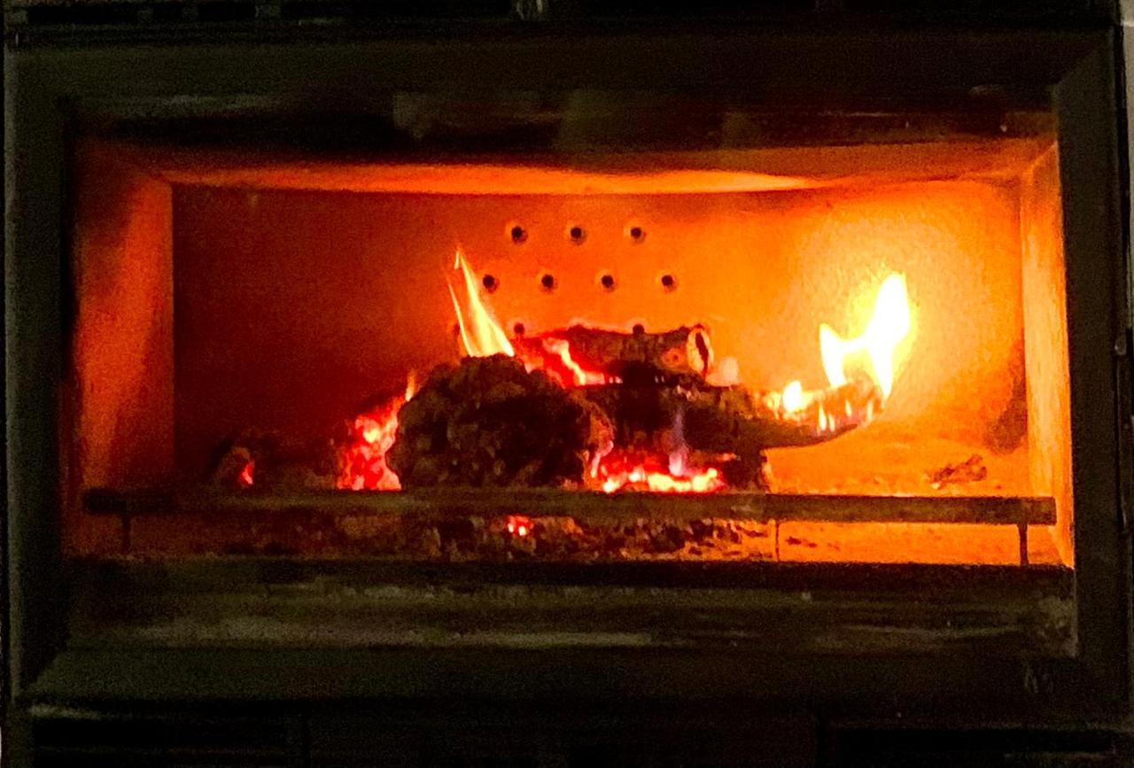 Ferienwohnung Alojamiento Con Amplio Salon Y Chimenea. Valverde  Exterior foto